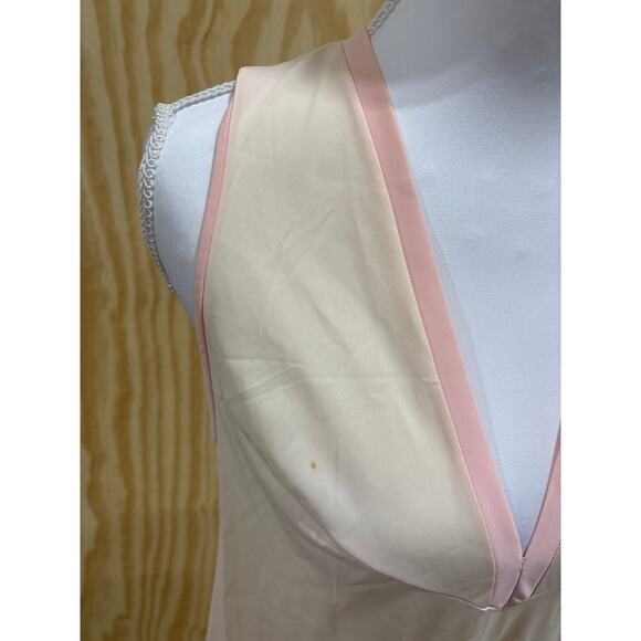 Vtg Pink Sleepwear Set Nightgown & housecoat Soft Pastel 1960 Style shadow line - Picture 8 of 8